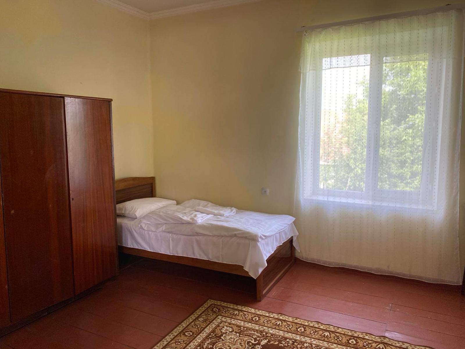 Tamara B&B Tumanyan Стая снимка
